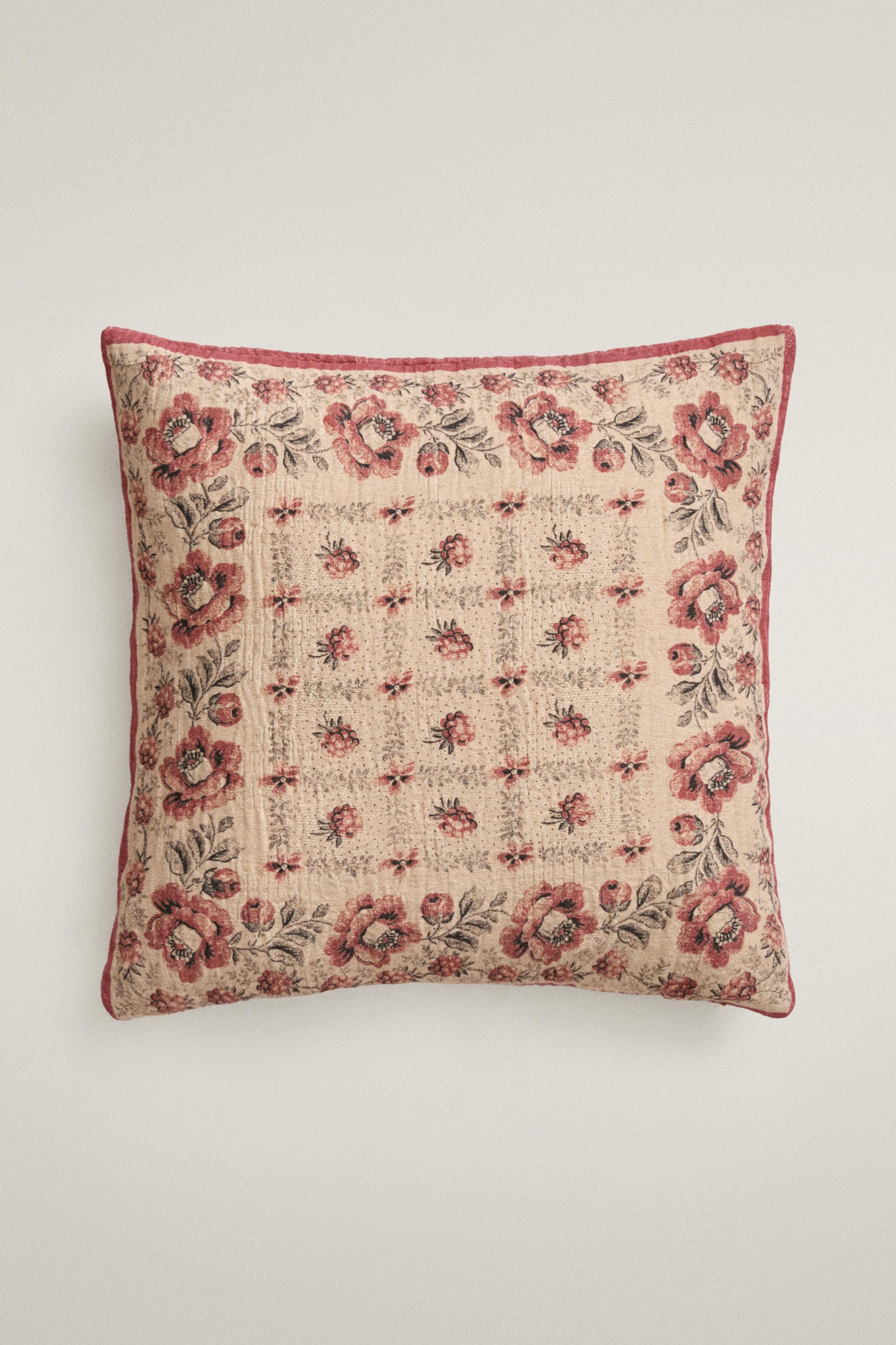 FLORAL THROW PILLOW COVER